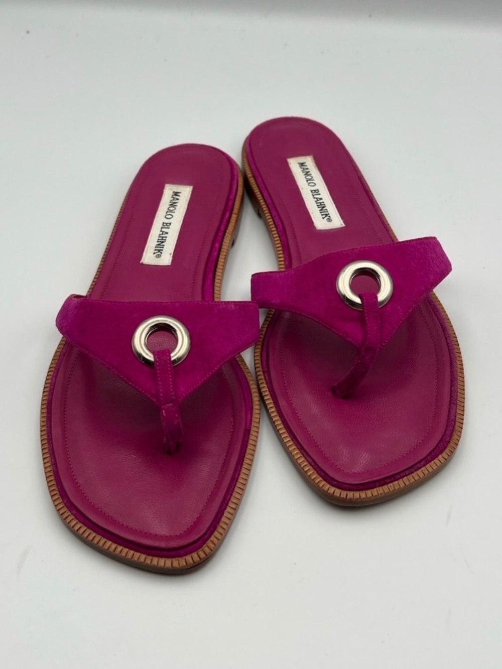 MANOLO BLAHNIK SUEDE AND LEATHER THONG SANDAL